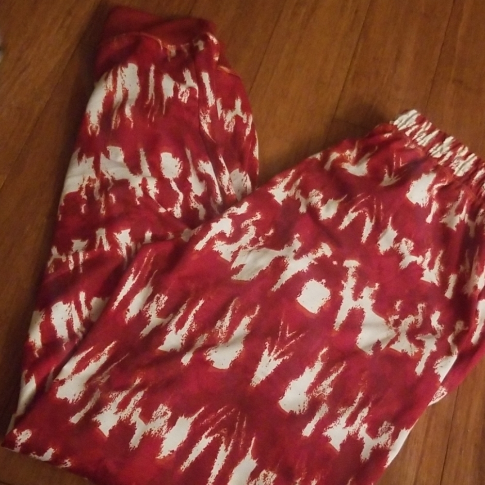 Lularoe jax pants red & white large